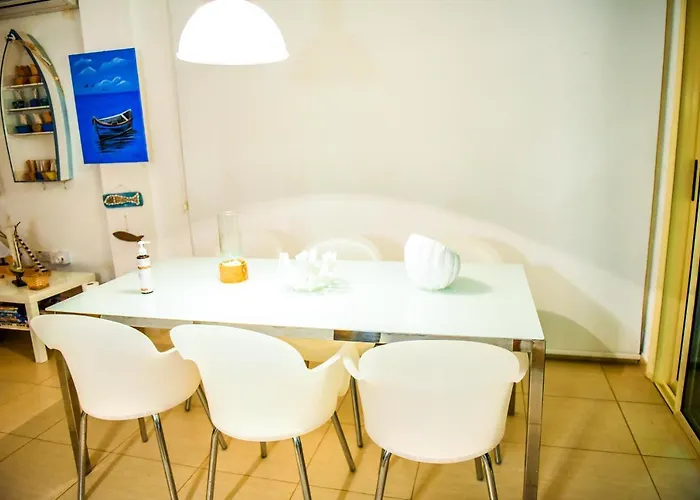 Riverland Turtle Villa-1min Walk To Vila Protaras