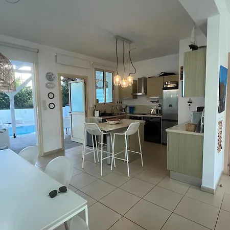 Villa Riverland Turtle Villa-1min Walk To