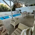 Riverland Turtle Villa-1min Walk To *