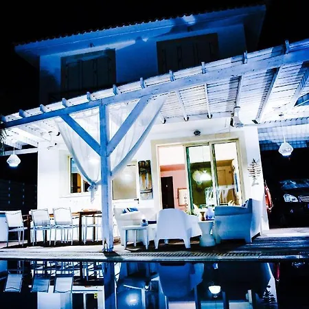 Riverland Turtle Villa-1min Walk To Villa