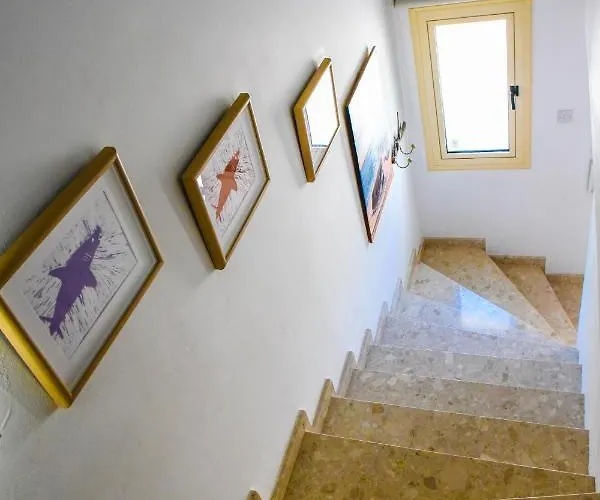 Riverland Turtle Villa-1min Walk To Protaras