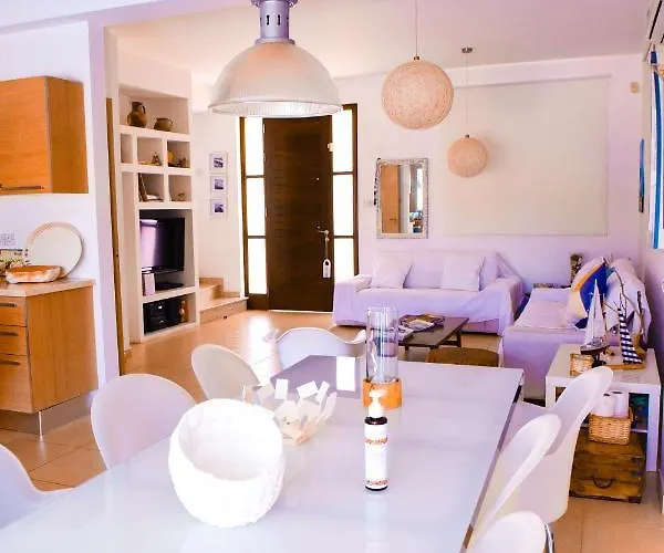 Riverland Turtle Villa-1min Walk To וילה *