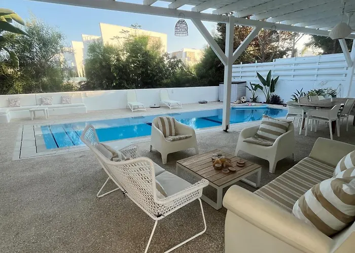 Riverland Turtle Villa-1min Walk To