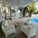 Riverland Turtle Villa-1min Walk To Villa *