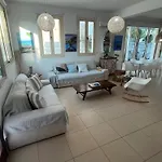 Villa Riverland Turtle Villa-1min Walk To