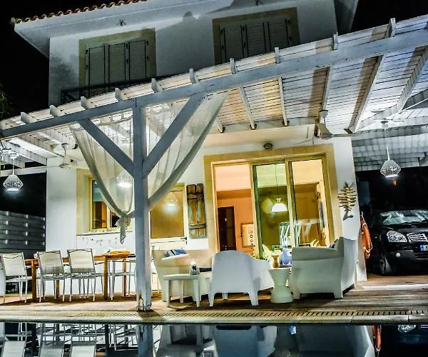 Riverland Turtle Villa-1min Walk To Vilă Protaras